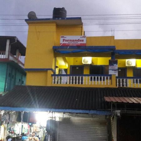 Fernandes Guest House Calangute Extérieur photo