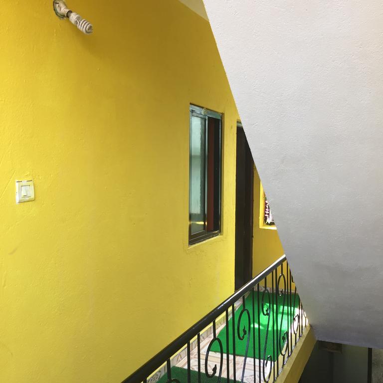 Fernandes Guest House Calangute Extérieur photo